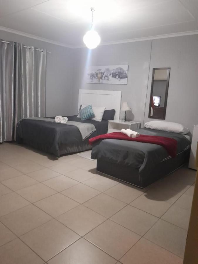 Stay At Home Airport Lodge Kempton Park Zewnętrze zdjęcie